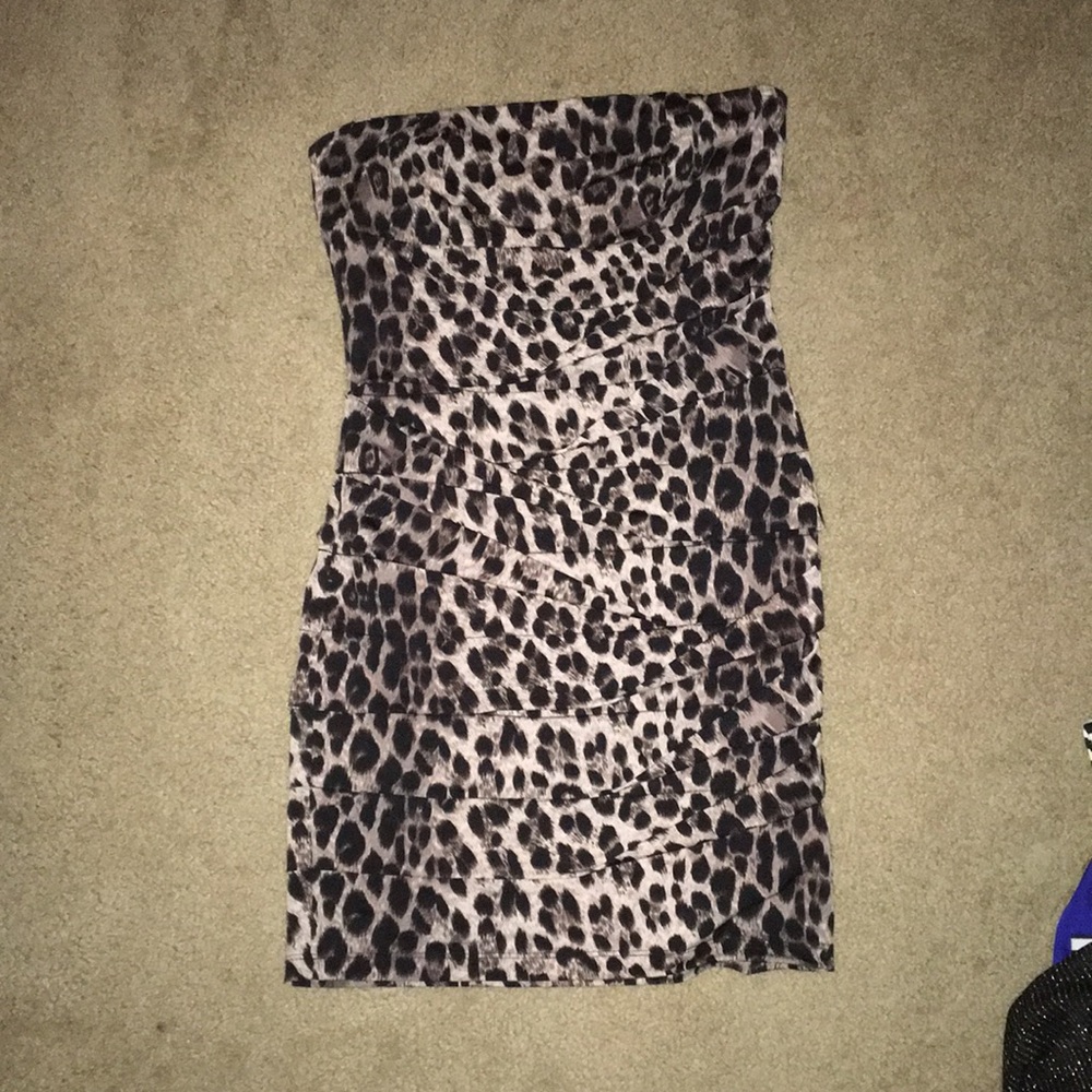 Cheetah print bodycon minidress